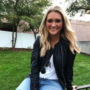 Meet your Posher, Sarah